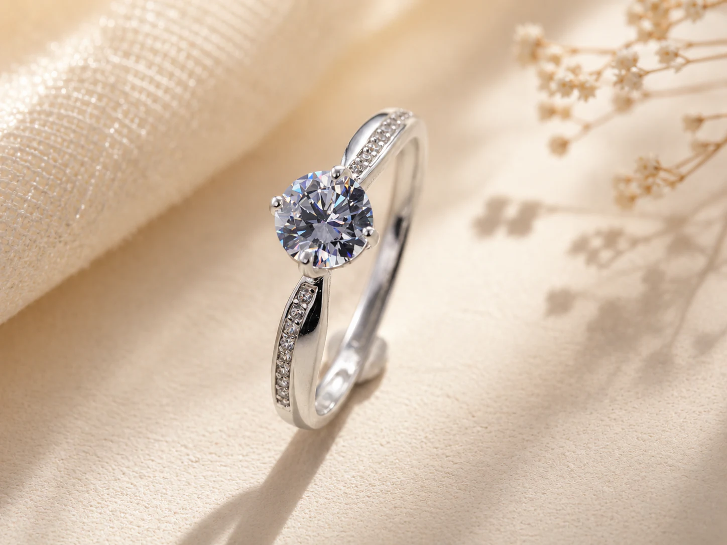 Silver round split band ring reference style